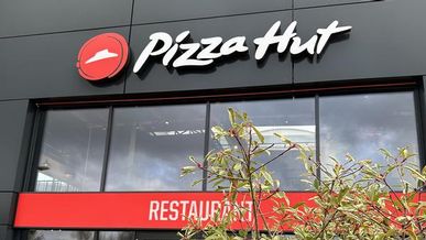 Americana Restaurants Acquires Pizza Hut Franchise in Oman